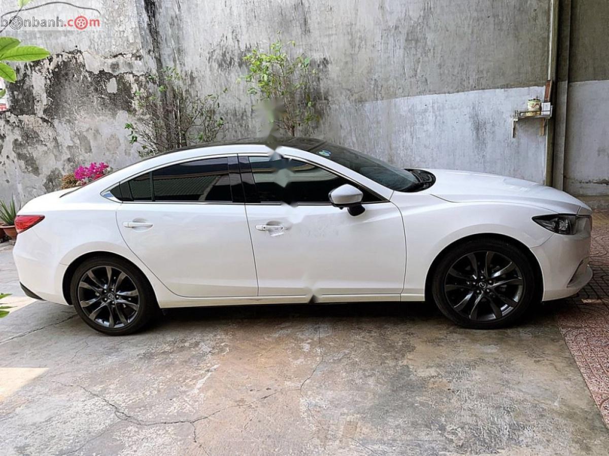 Mazda 6 2.5 AT 2015 - Cần bán xe Mazda 6 2.5 AT năm 2015, màu trắng, giá tốt