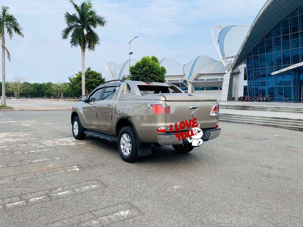 Mazda BT 50 2015 - Cần bán gấp Mazda BT 50 AT sản xuất năm 2015, nhập khẩu số tự động giá cạnh tranh