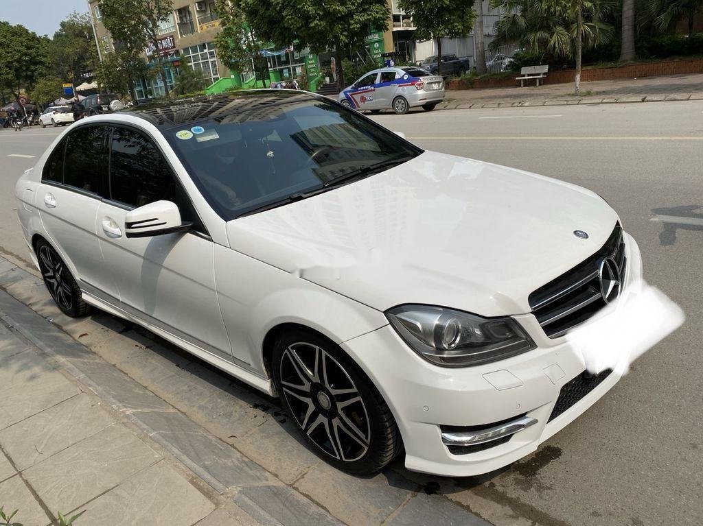 Mercedes-Benz C class 2013 - Bán Mercedes đời 2013, màu trắng chính chủ giá cạnh tranh