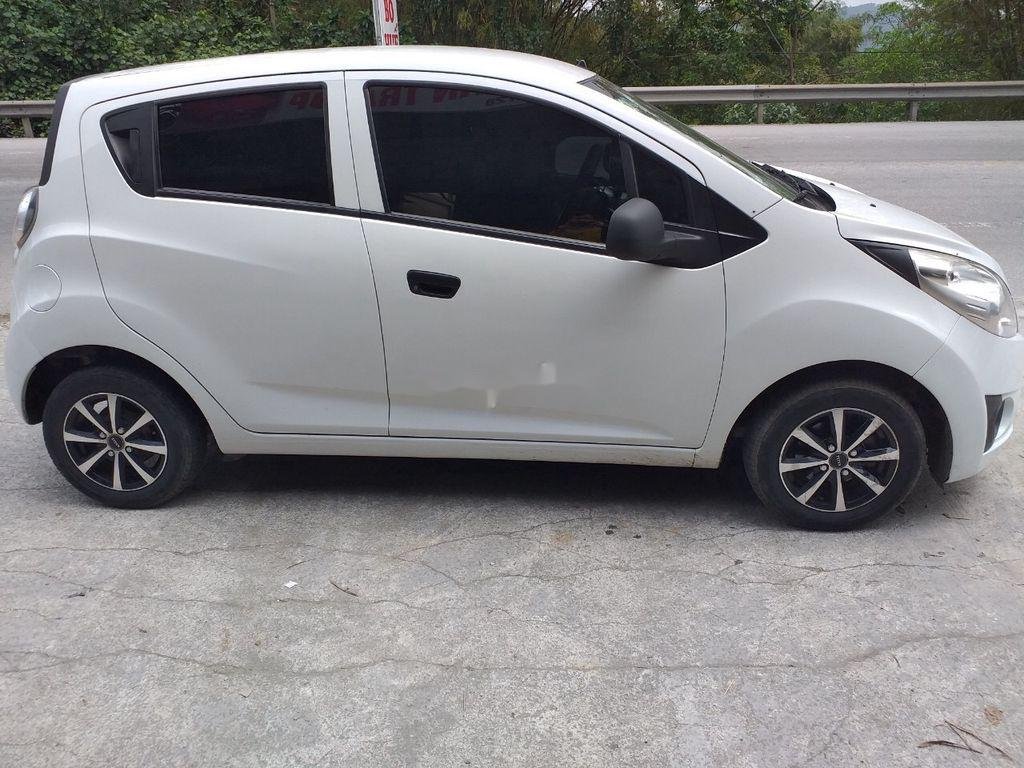 Chevrolet Chevyvan 2015 - Bán xe Chevrolet Chevyvan AT năm sản xuất 2015, màu trắng, nhập khẩu số tự động, 190tr