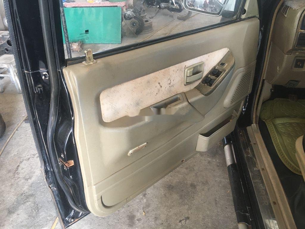 Isuzu Hi lander 2007 - Bán ô tô Isuzu Hi lander đời 2007, màu đen, giá 93tr