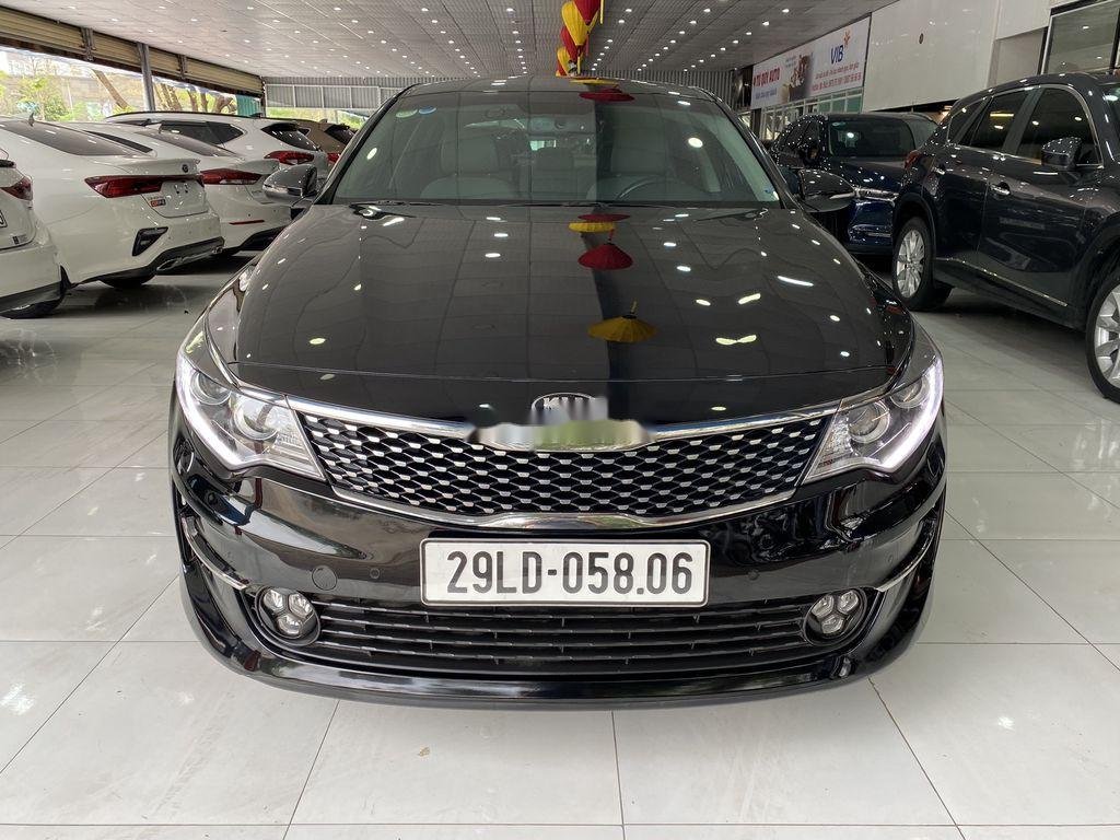 Kia Optima    2.0AT   2016 - Cần bán Kia Optima 2.0AT sản xuất năm 2016, màu đen, 690tr