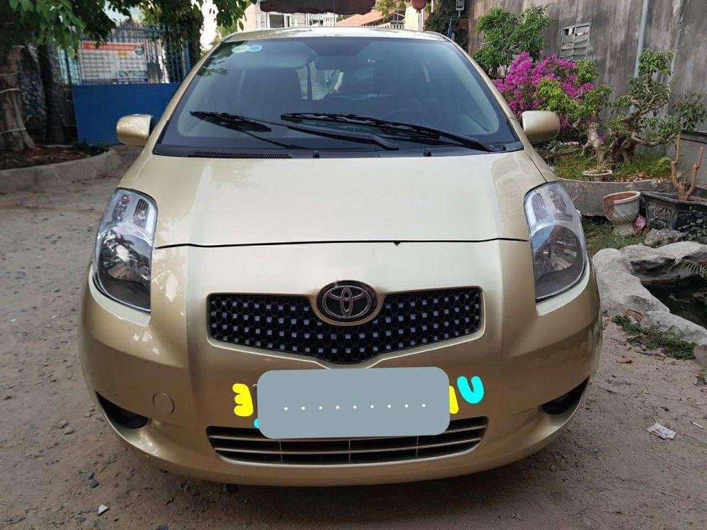 Toyota Yaris Verso 2007 - Bán Toyota Yaris Verso năm sản xuất 2007, màu vàng, xe nhập, 265 triệu