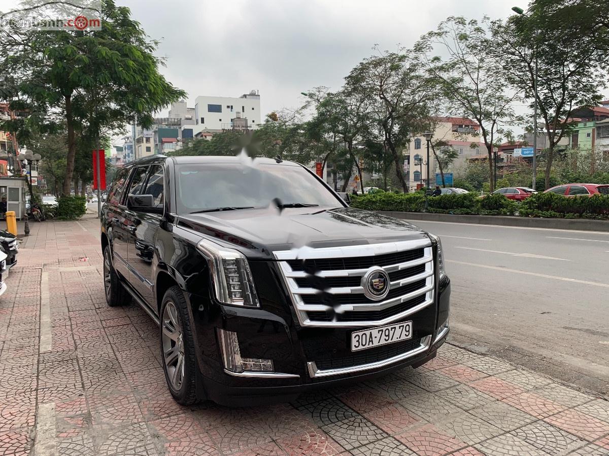 Cadillac Escalade 2014 - Cần bán gấp Cadillac Escalade sản xuất 2014, màu đen, nhập khẩu nguyên chiếc