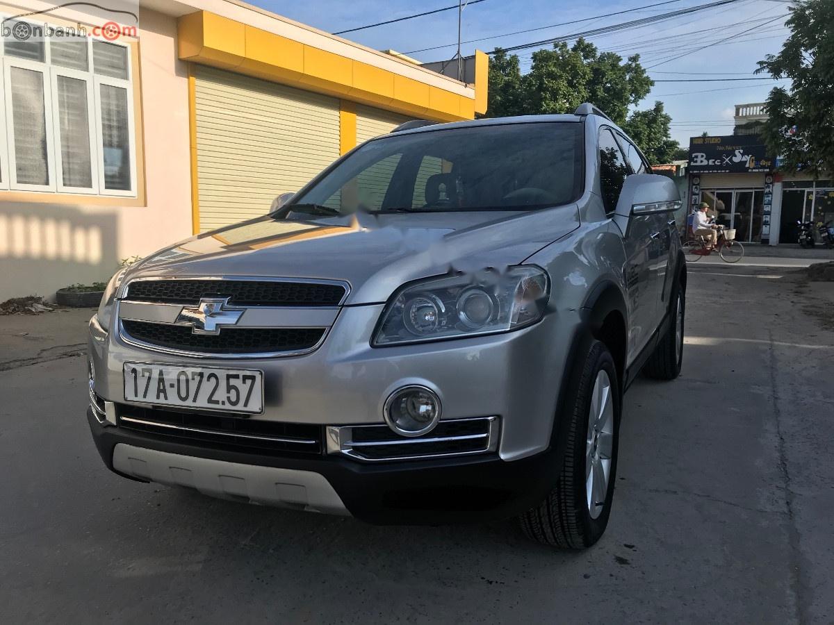 Chevrolet Captiva 2009 - Bán xe Chevrolet Captiva 2009, màu bạc, giá 315tr