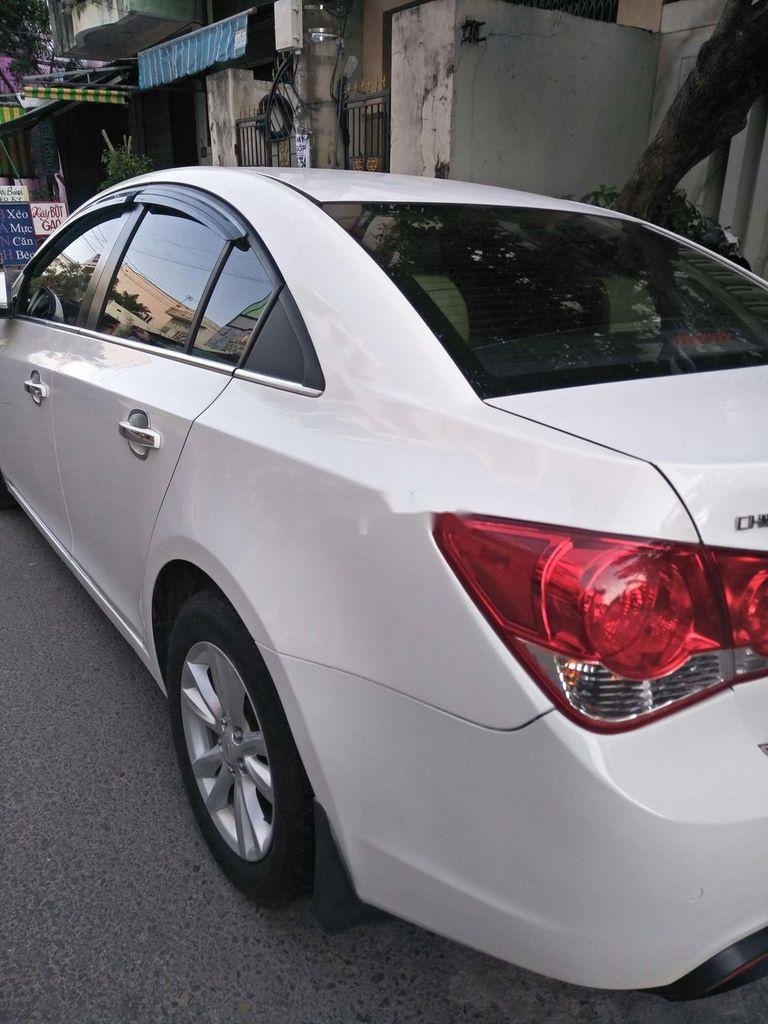 Chevrolet Cruze 2014 - Bán Chevrolet Cruze 2014, màu trắng, giá 324tr