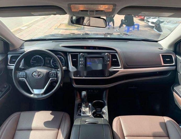 Toyota Highlander   2017 - Cần bán Toyota Highlander đời 2017, màu đen, nhập khẩu như mới