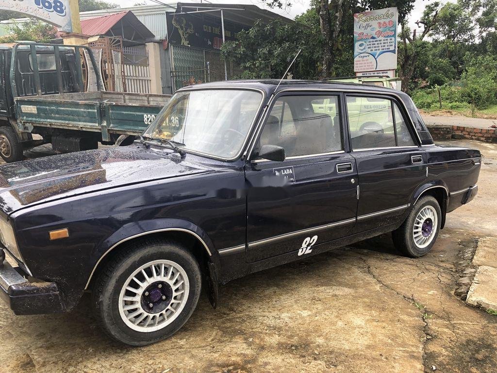 Lada 2107 1995 - Bán xe Lada 2107 sản xuất 1995, màu đen, nhập khẩu