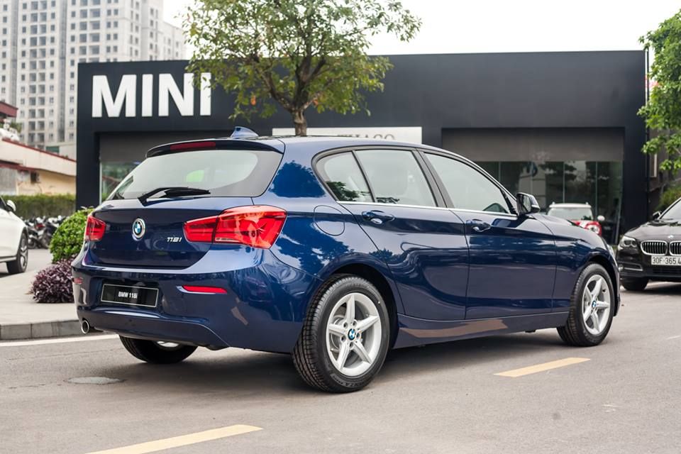 BMW 1 Series 118i  2020 - Bán xe với giá cực ưu đãi với chiếc BMW 1 Series 118i, sản xuất 2020, hỗ trợ giao xe nhanh