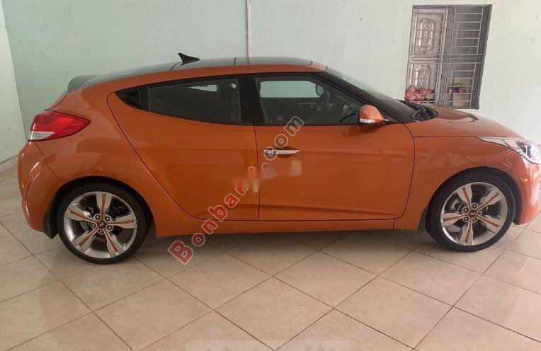 Hyundai Veloster   2011 - Cần bán Hyundai Veloster sản xuất năm 2011, sơn zin 95%