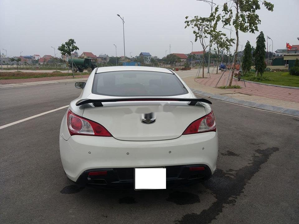 Hyundai Genesis   2010 - Bán Hyundai Genesis năm 2010, nhập khẩu, 555 triệu