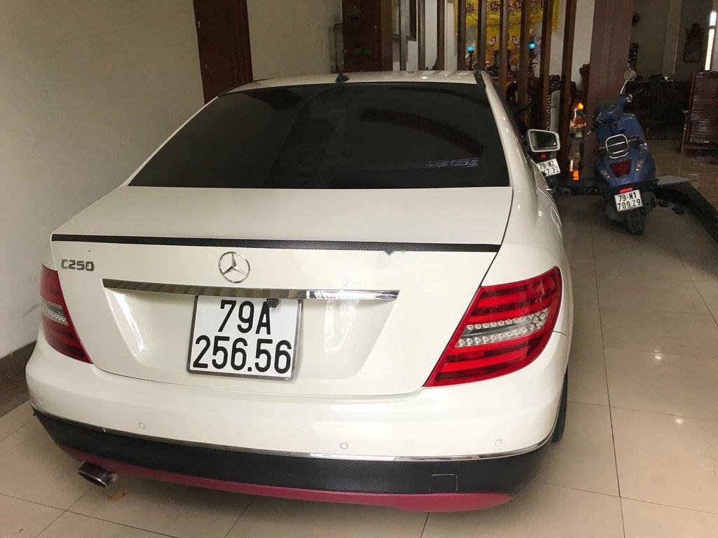 Mercedes-Benz C class   2012 - Bán xe Mercedes C250 đời 2012, màu trắng, nhập khẩu nguyên chiếc