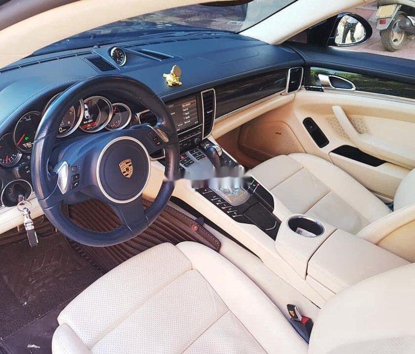 Porsche Panamera   2010 - Cần bán xe Porsche Panamera sản xuất năm 2010, màu trắng, xe nhập còn mới