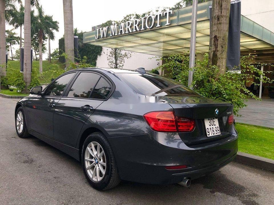 BMW 3 Series  320i  2013 - Bán BMW 3 Series 320i sản xuất năm 2013