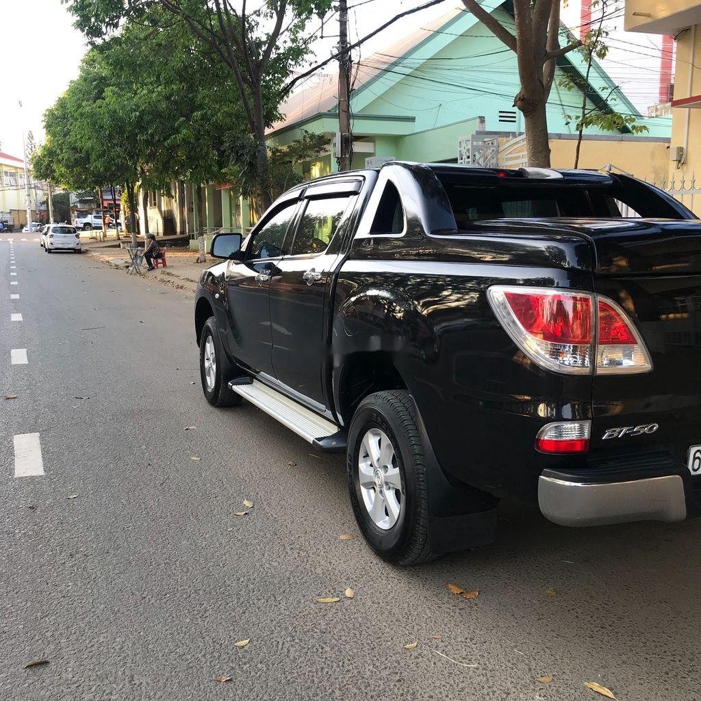 Mazda BT 50 2015 - Bán ô tô Mazda BT 50 MT đời 2015, màu đen, nhập khẩu số sàn, giá tốt