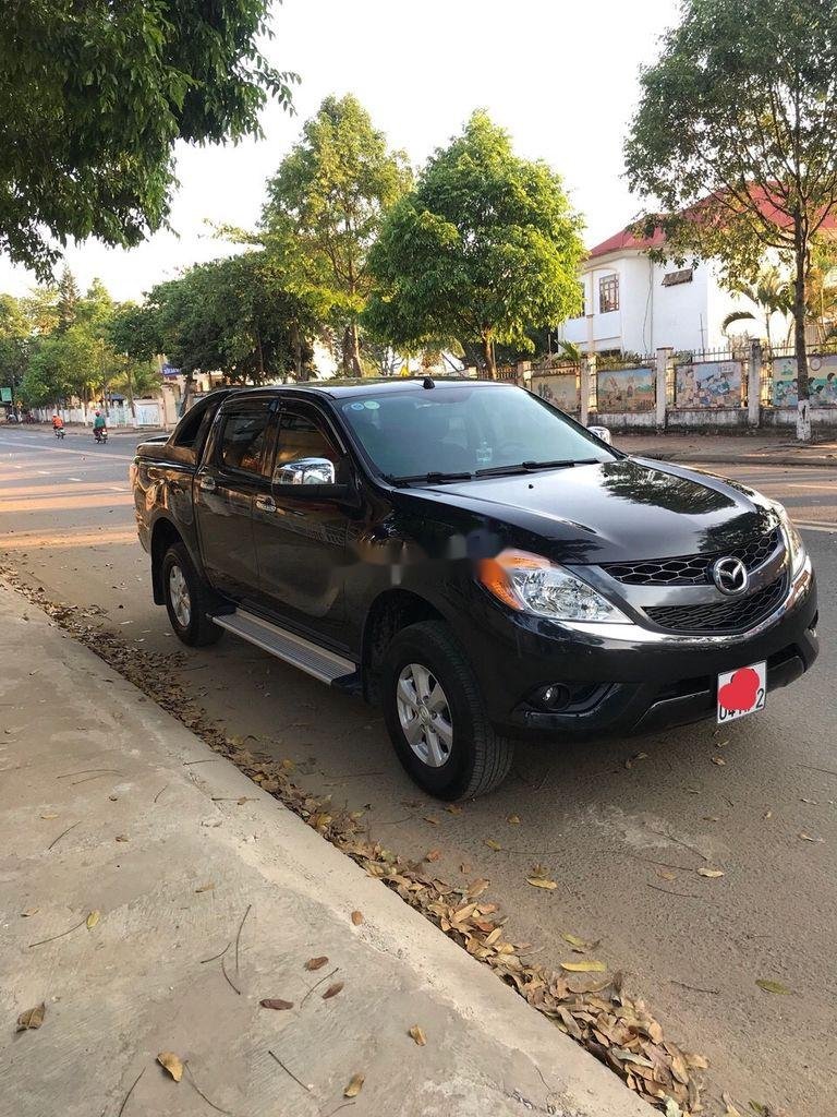 Mazda BT 50 2015 - Bán ô tô Mazda BT 50 MT đời 2015, màu đen, nhập khẩu số sàn, giá tốt