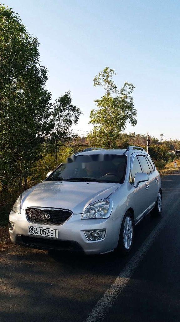 Kia Carens   2011 - Cần bán xe Kia Carens năm 2011, giá cạnh tranh