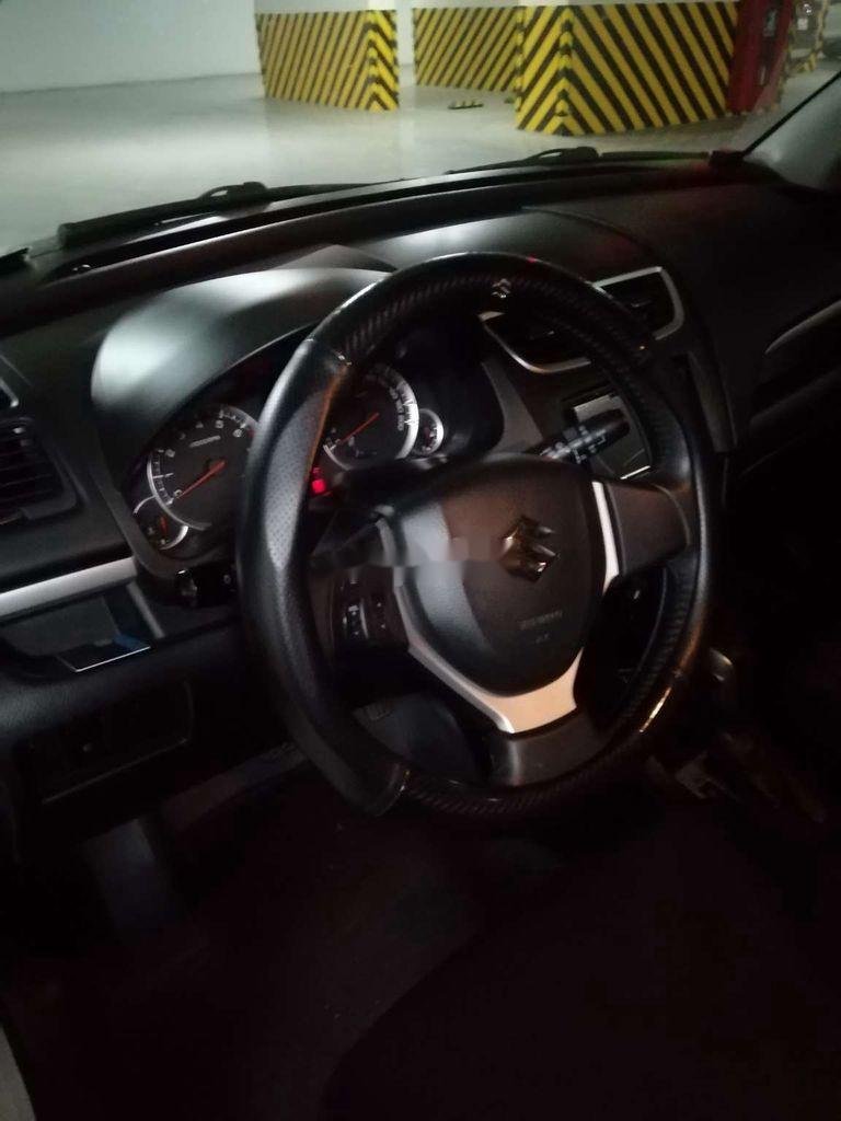 Suzuki Swift 2014 - Bán Suzuki Swift năm sản xuất 2014, màu trắng chính chủ