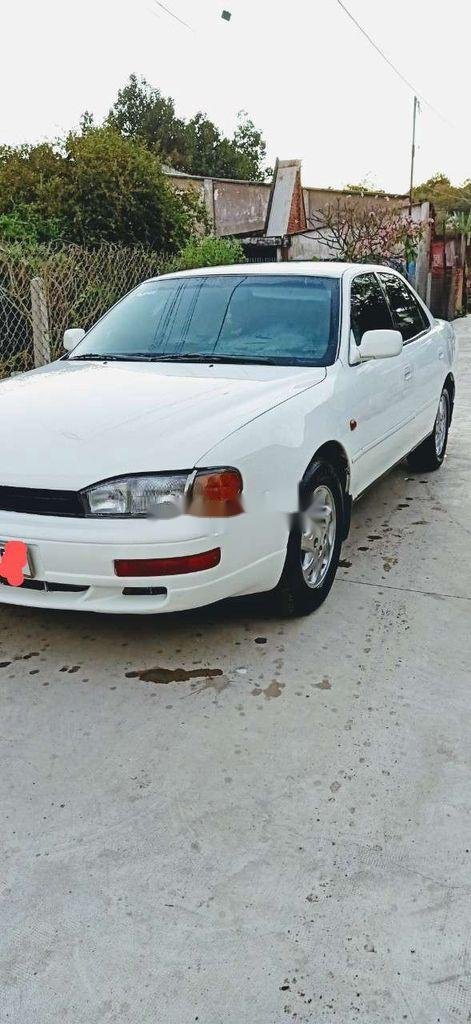 Toyota Camry 1994 - Cần bán xe Toyota Camry 1994, màu trắng, nhập khẩu nguyên chiếc, giá 139tr