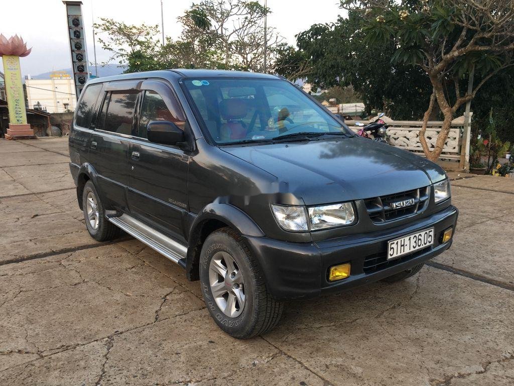 Isuzu Hi lander    2004 - Bán Isuzu Hi lander sản xuất năm 2004, màu đen, nhập khẩu