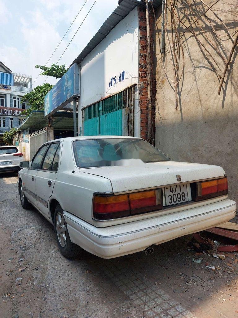 Mazda 6   1988 - Bán Mazda 6 năm 1988, màu trắng, xe nhập, giá tốt