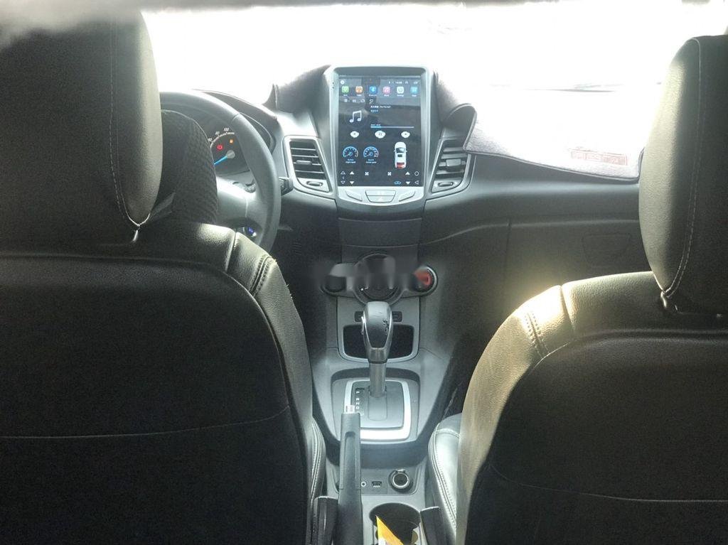 Ford Fiesta 2014 - Bán Ford Fiesta năm sản xuất 2014, màu đỏ chính chủ, giá 370tr
