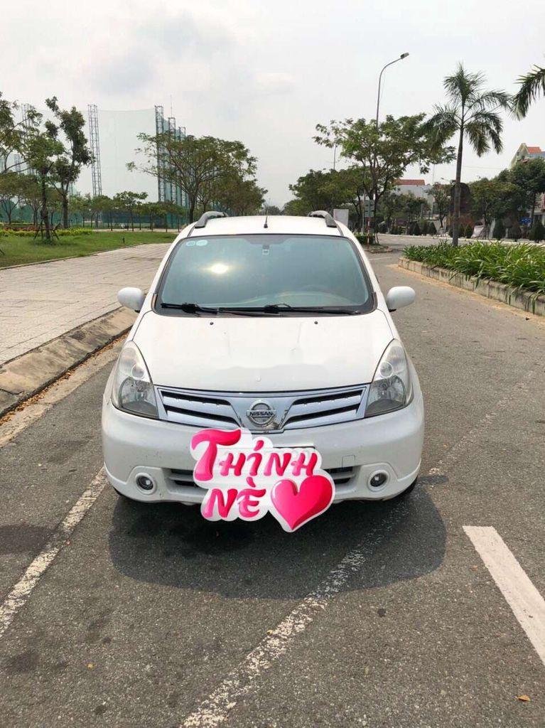 Nissan Grand livina   2011 - Bán Nissan Grand livina đời 2011, màu trắng chính chủ