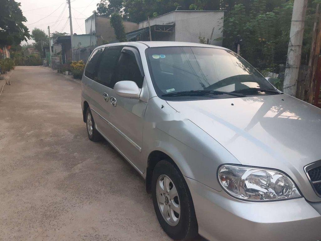 Kia Carnival   2008 - Bán xe Kia Carnival đời 2008, màu bạc, 215tr