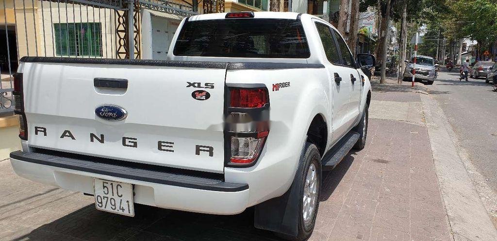 Ford Ranger 2018 - Cần bán xe Ford Ranger XLS MT 4x2 năm 2018, màu trắng, nhập khẩu nguyên chiếc