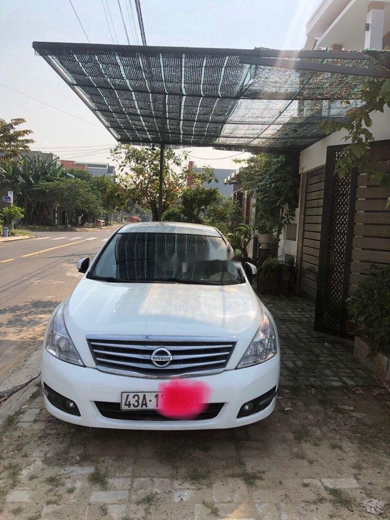 Nissan Teana   2009 - Cần bán xe Nissan Teana 2009, màu trắng, xe nhập còn mới