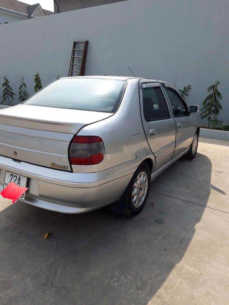 Fiat Siena   2003 - Cần bán Fiat Siena sản xuất năm 2003, màu bạc, nhập khẩu nguyên chiếc xe gia đình