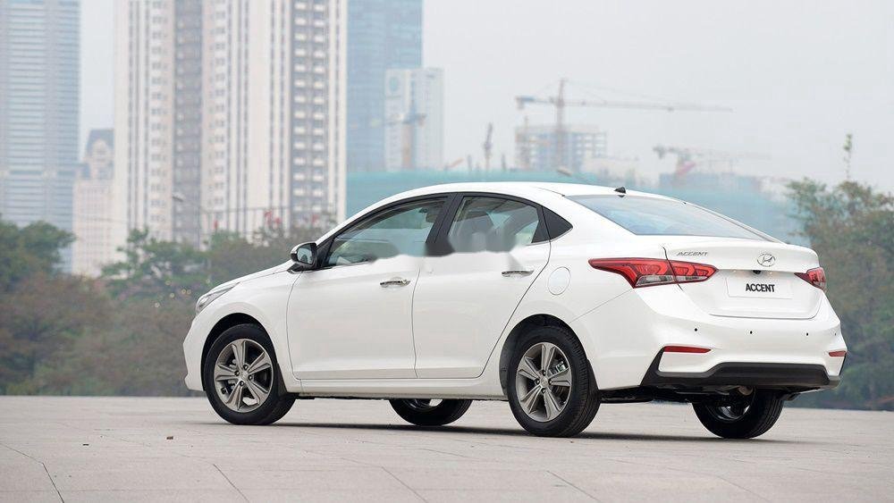 Hyundai Accent   2020 - Bán ô tô Hyundai Accent năm sản xuất 2020, màu trắng, nhập khẩu nguyên chiếc