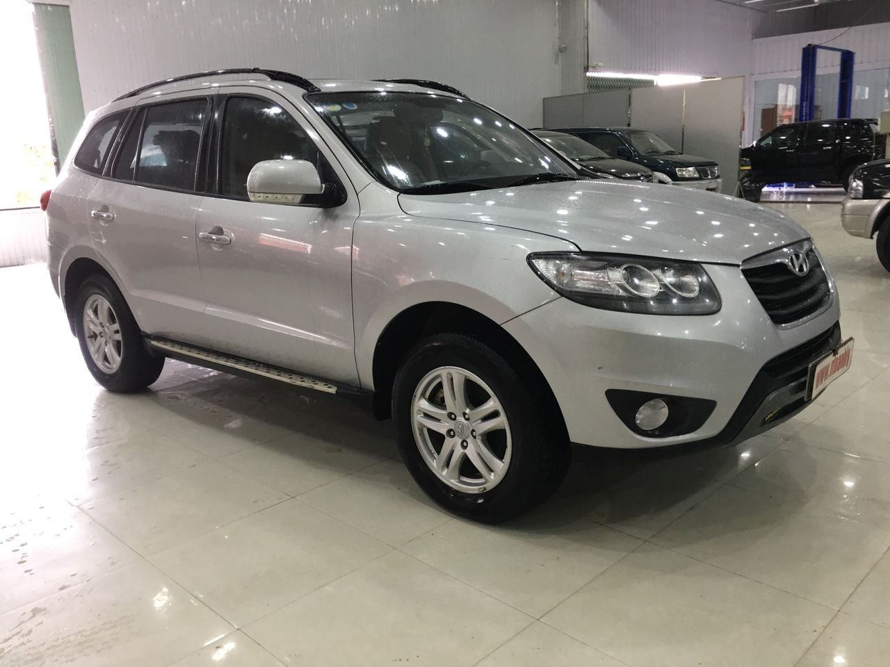 Hyundai Santa Fe 2011 - Bán xe Hyundai Santa Fe 2.4AT 2011, màu bạc, giá cạnh tranh