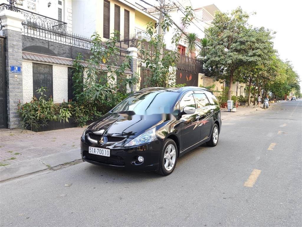 Mitsubishi Grandis   2009 - Cần bán lại xe Mitsubishi Grandis đời 2009, màu đen