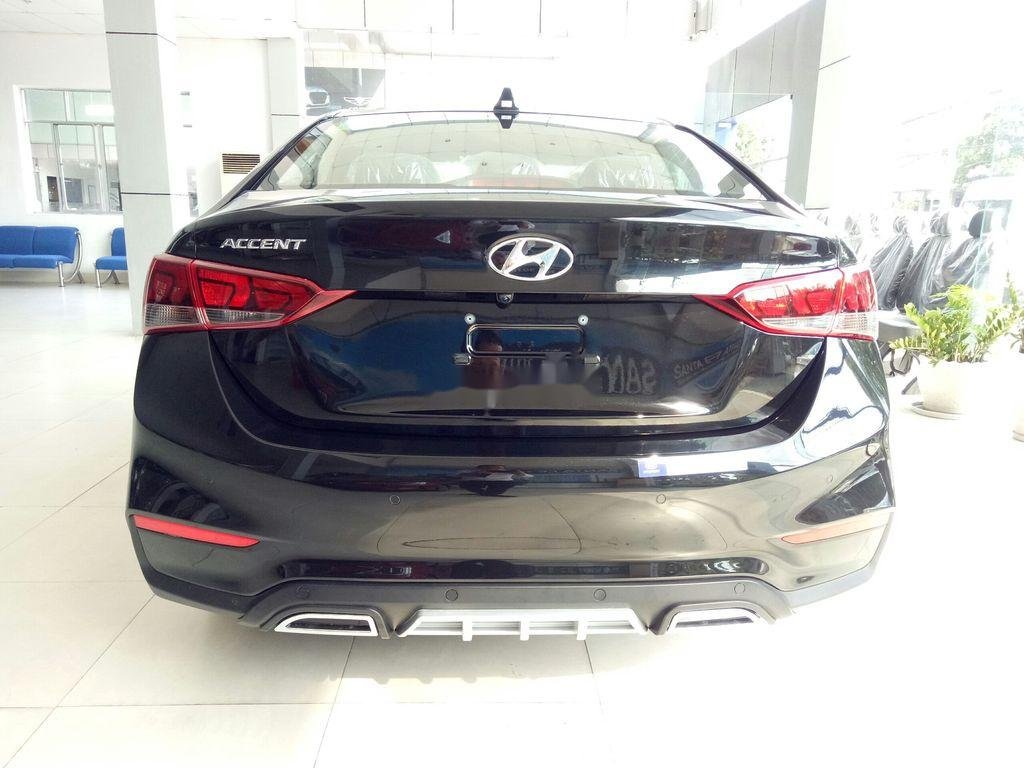Hyundai Accent    2020 - Bán Hyundai Accent đời 2020, màu đen, 495 triệu