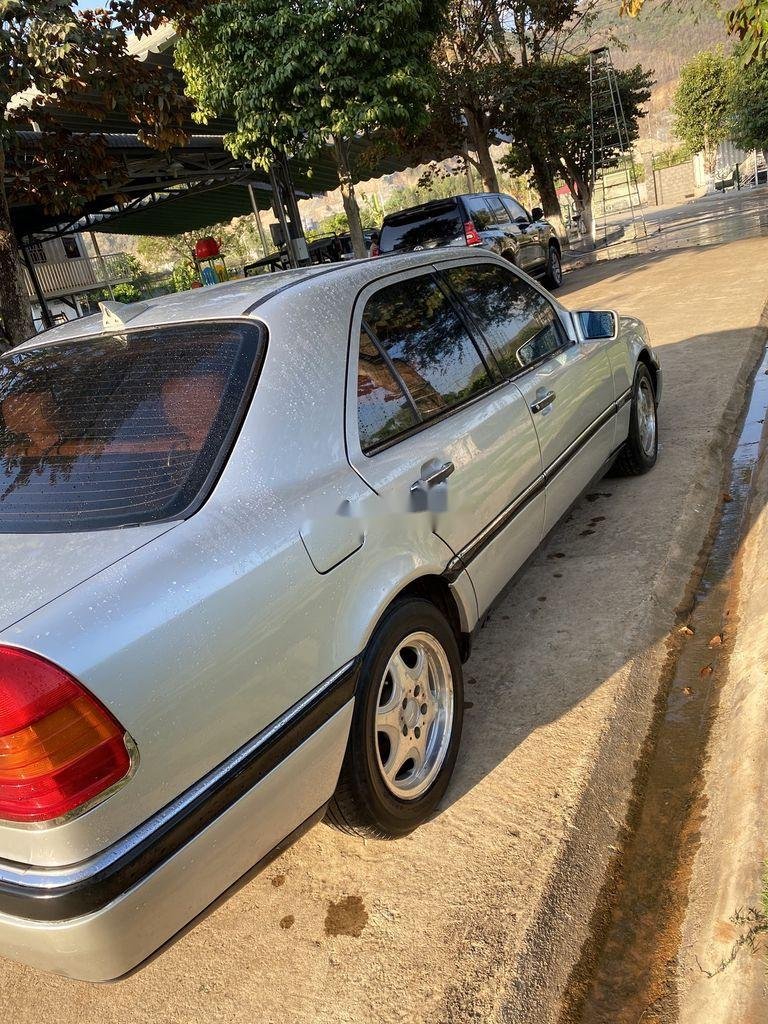 Mercedes-Benz C class  C220 1994 - Bán Mercedes C220 năm 1994, màu bạc, nhập khẩu, 100tr