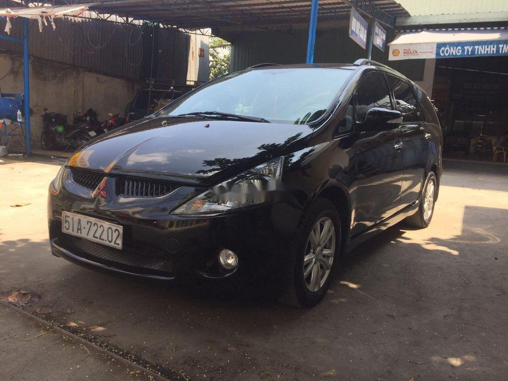 Mitsubishi Grandis 2005 - Bán xe Mitsubishi Grandis sản xuất 2005, màu đen chính chủ