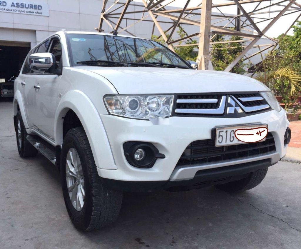 Mitsubishi Pajero   2.5MT   2016 - Bán xe Mitsubishi Pajero 2.5MT 2016, màu trắng số sàn, 615tr