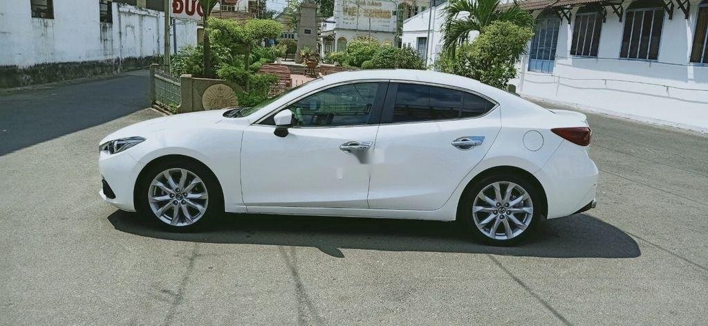 Mazda 3 2015 - Bán Mazda 3 2015, màu trắng, 525tr