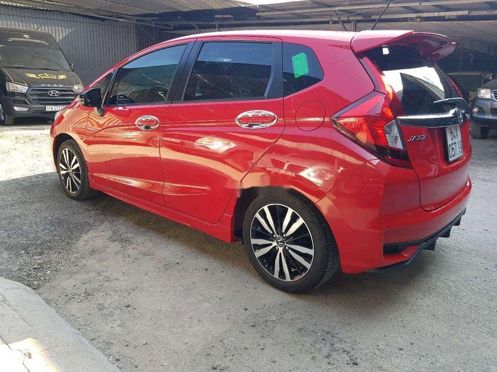 Honda Jazz 2018 - Cần bán gấp Honda Jazz RS năm 2018, màu đỏ, xe nhập