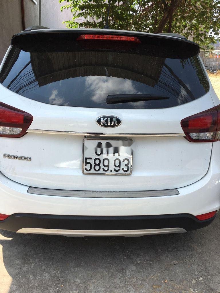 Kia Rondo 2018 - Bán Kia Rondo 2018, màu trắng, nhập khẩu nguyên chiếc chính chủ giá cạnh tranh