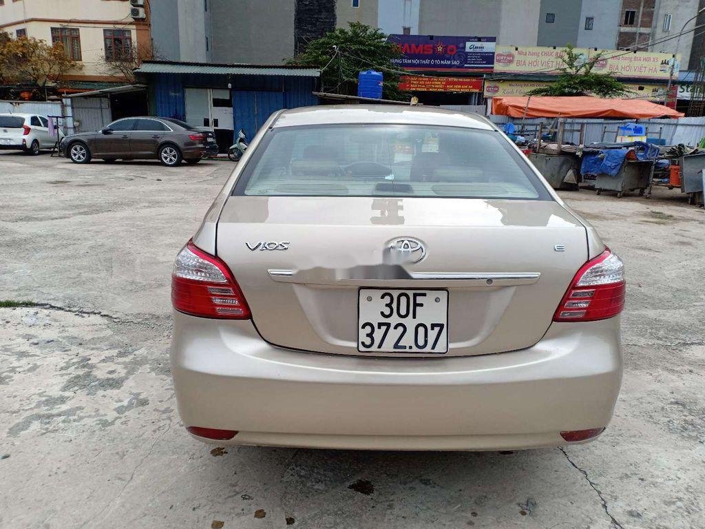 Toyota Vios   2012 - Cần bán xe Toyota Vios năm 2012, màu vàng, giá chỉ 285 triệu