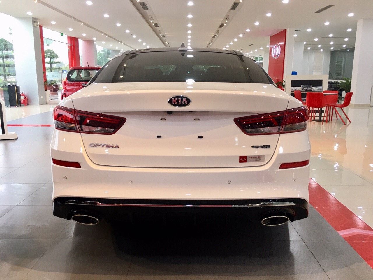 Kia Optima  2.4 G-Line 2020 - Bán Kia Optima 2.4 G-Line đời 2020, màu trắng, giá 969tr