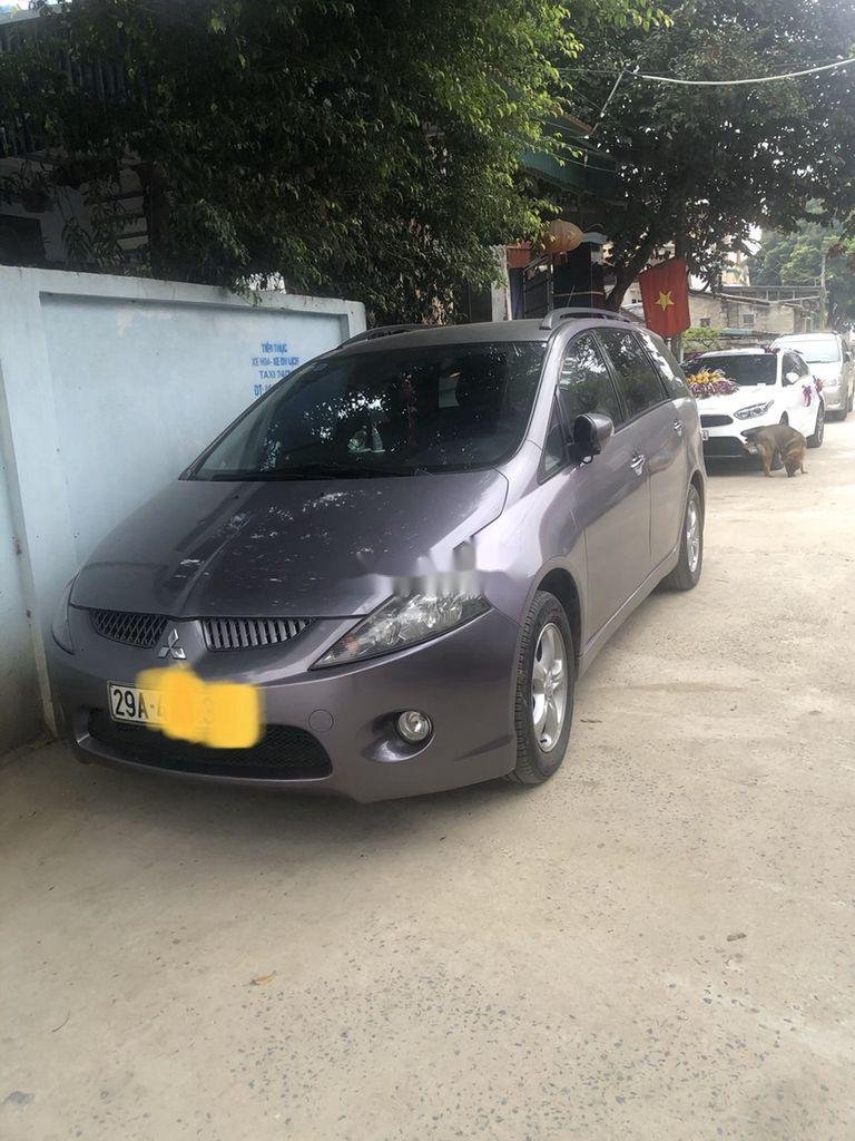 Mitsubishi Grandis 2006 - Xe Mitsubishi Grandis sản xuất năm 2006, màu xám, nhập khẩu, giá tốt