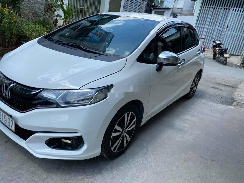 Honda Jazz 2018 - Bán Honda Jazz năm 2018, màu trắng, nhập khẩu nguyên chiếc chính chủ