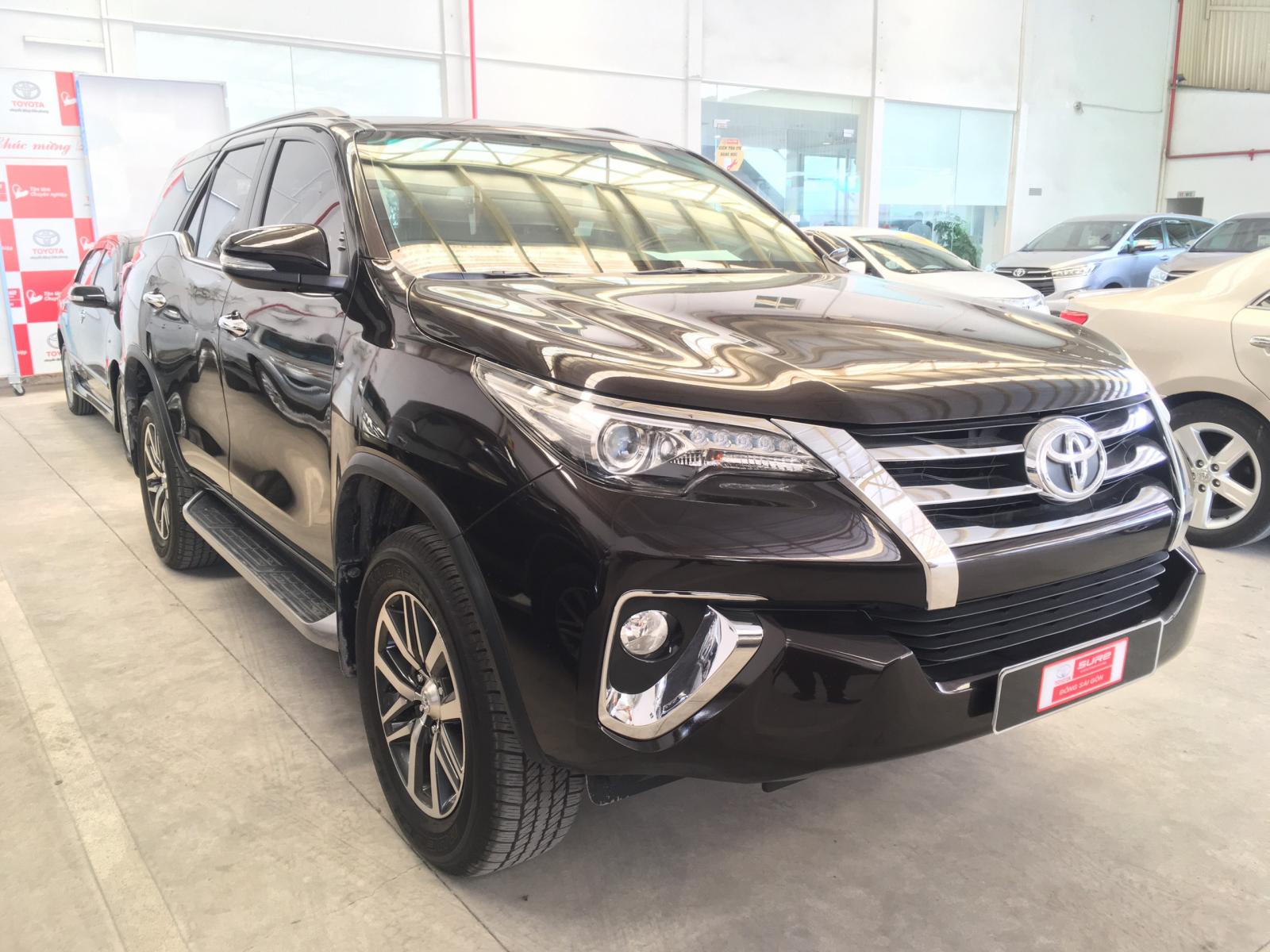 Toyota Fortuner 2.7 AT 4x4 2017 - Fortuner bản nhập khẩu 2 cầu cao cấp, giá thương lượng