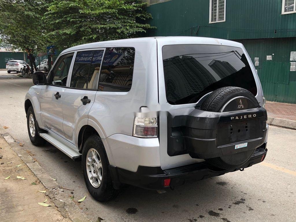 Mitsubishi Pajero 2008 - Cần bán lại xe Mitsubishi Pajero đời 2008, màu bạc, xe nhập