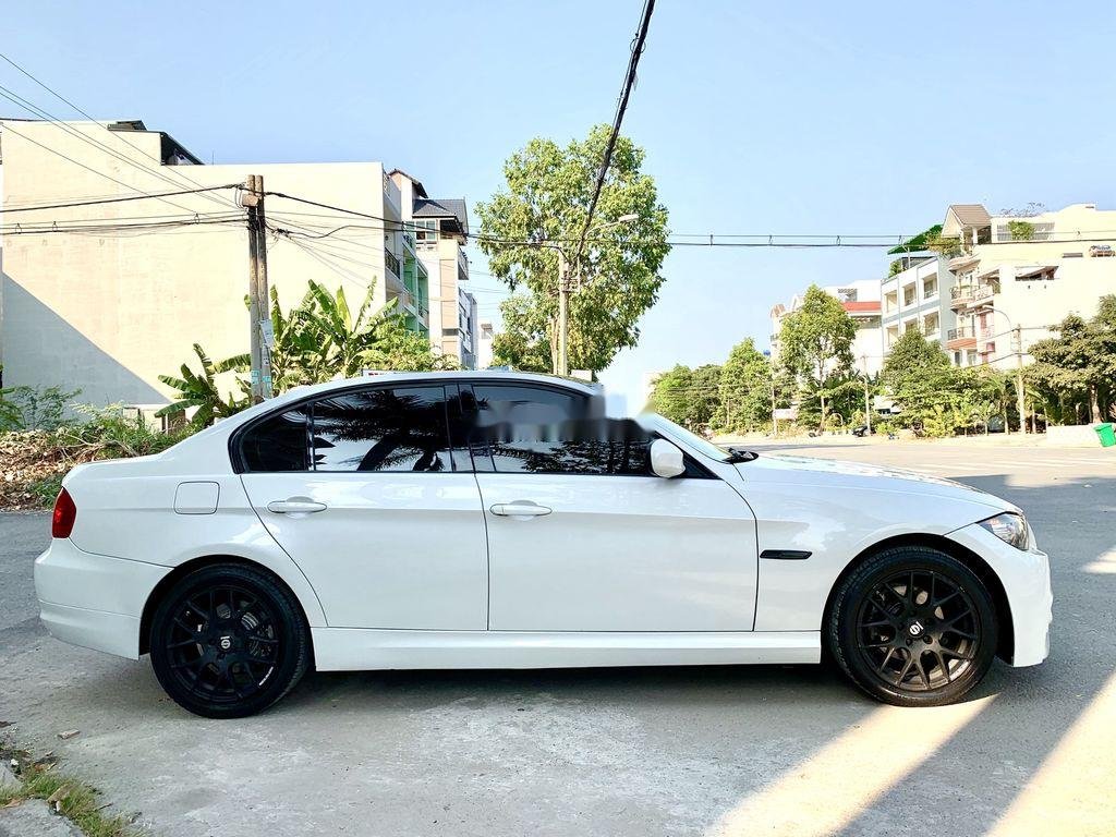 BMW 3 Series 2009 - Bán BMW 3 Series năm sản xuất 2009, màu trắng, nhập khẩu