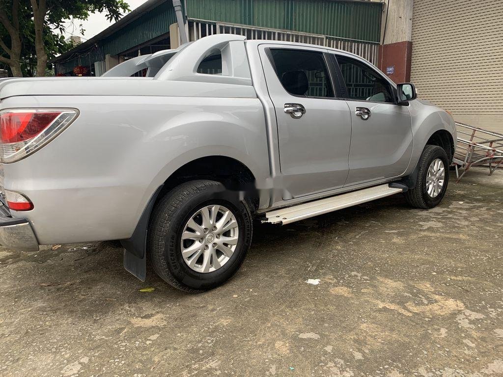 Mazda BT 50   2013 - Bán Mazda BT 50 đời 2013, màu bạc, xe nhập, số tự động