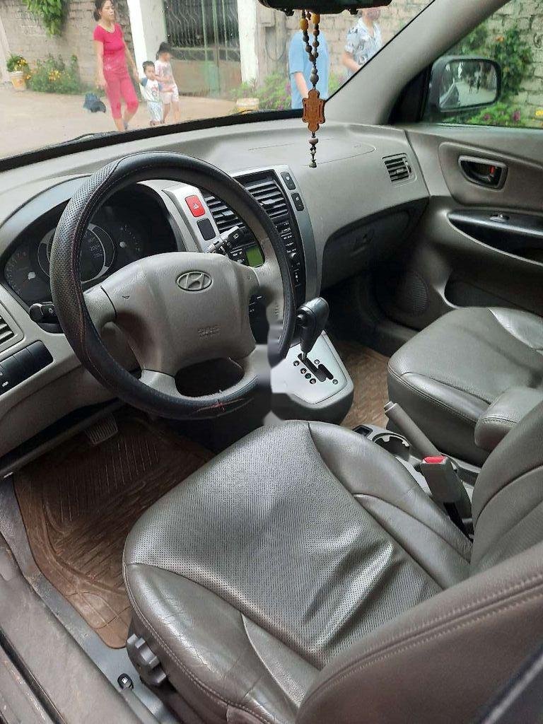 Hyundai Tucson   2009 - Bán Hyundai Tucson sản xuất 2009, màu xám, xe gia đình